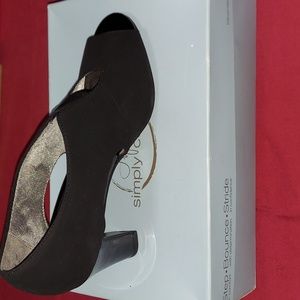 Open Toe Black Pumps